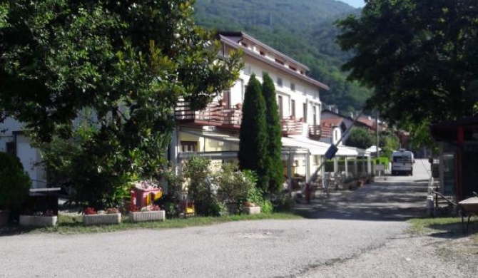 Camping Hotel Au Lac De Como