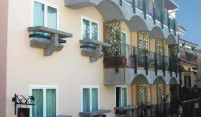 Hotel Mavino