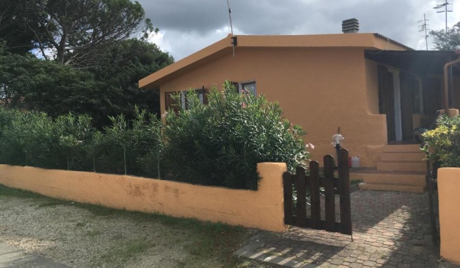 Eden Beach, trilocale con giardino a pochi passi dal mare