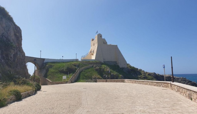 LA CASETTA con GIARDINO VICINO AL MARE