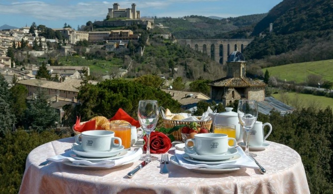 Albornoz Palace Hotel