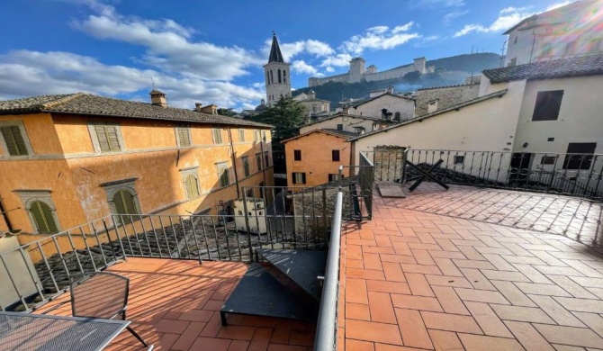 Duomo Apt With Spectacular Terrace - sleeps 6