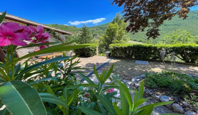 Enjoy Italy - Pool Villa Cerro in Spoleto