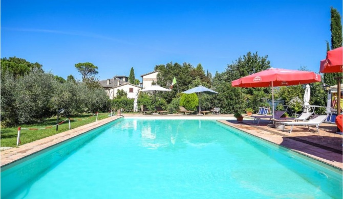 Stunning home in Spoleto with Outdoor swimming pool, 6 Bedrooms and WiFi