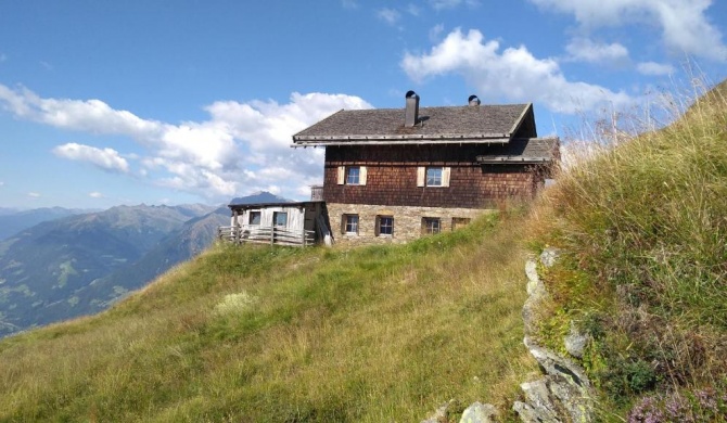 Almgasthaus Flecknerhütte