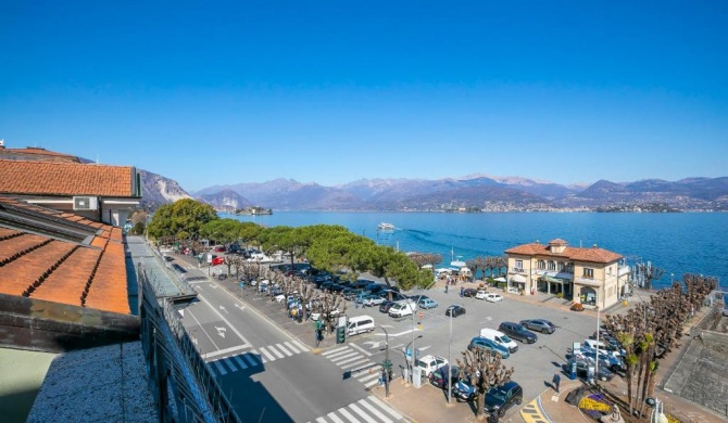 Rooftop On Stresa Lake View