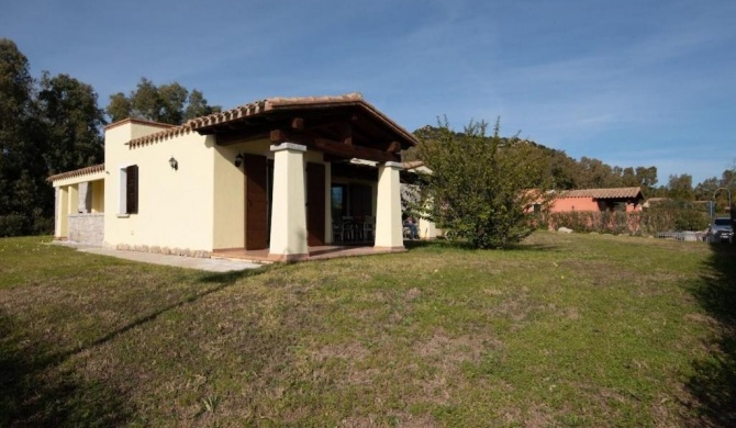 Villa Sintzula - Modern and spacious 3 bedroom villa 5 min walk to sandy beach!