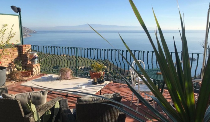 B&B La Terrazza Sul Mare Taormina