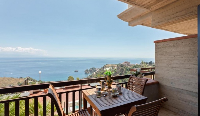 Taormina Panoramic Seaview Apartment