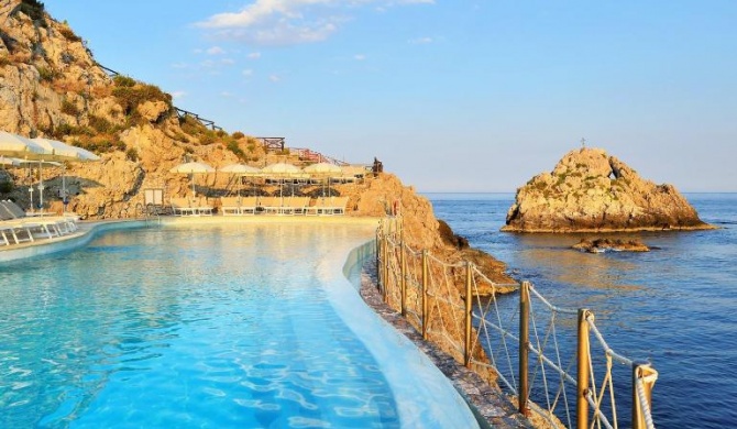 UNAHOTELS Capotaormina