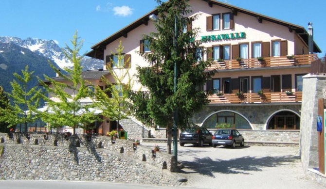 Hotel Ristorante Miravalle