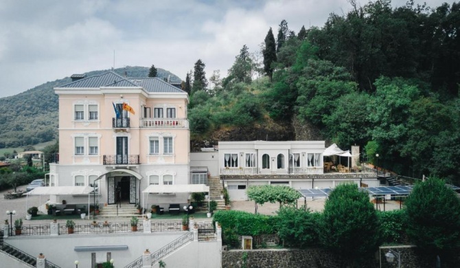 Villa Lussana