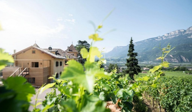 Weingut Kornell - Schafferhaus Cosmas und Zeder