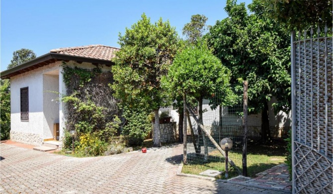 Stunning home in Terracina with WiFi and 3 Bedrooms