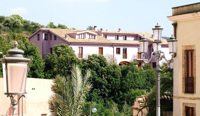 Residenza Locci - Rooms & Apartments