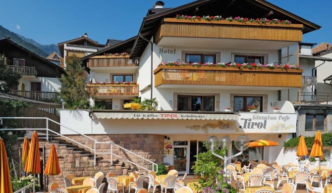 Hotel Tirol