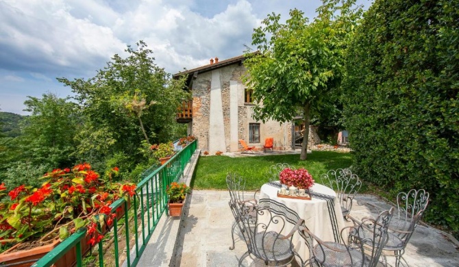 La Casetta Sul Fiume Borghetto Court - Happy Rentals