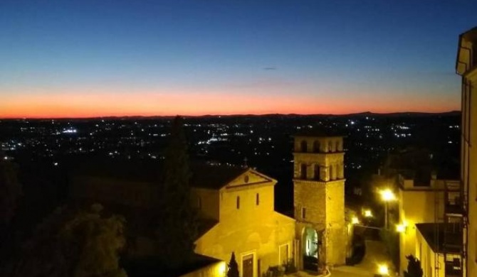 the sky above the old town