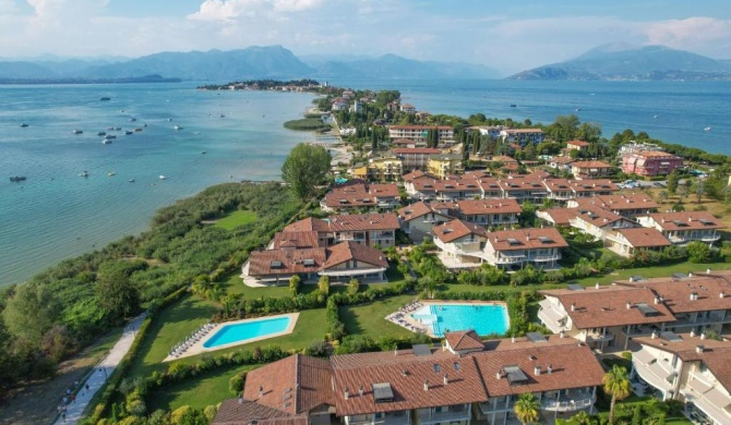 Caesar Sirmione Luxury Apartments