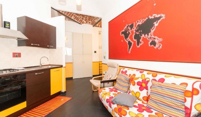 Colourful & Cozy Apartment Cenisia