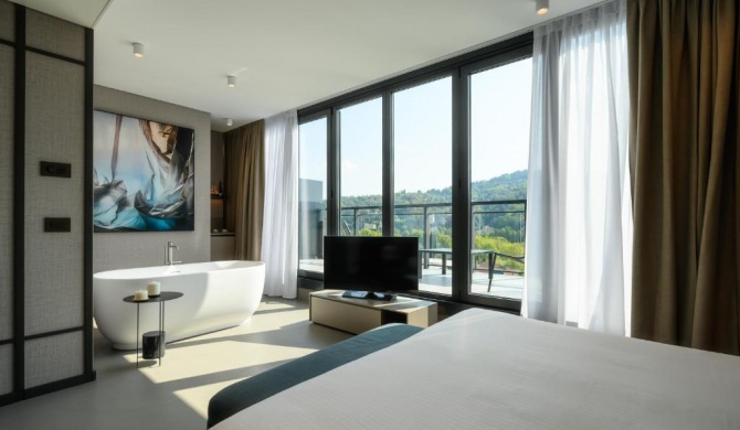 Duparc Contemporary Suites