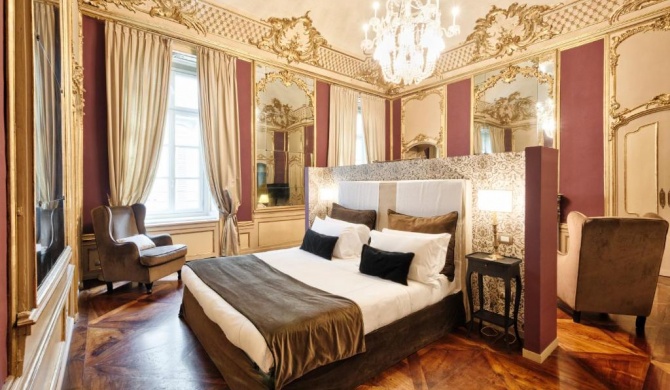 Palazzo Del Carretto-Art Apartments and Guesthouse