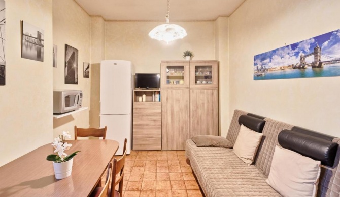 Torino Subway Apartment