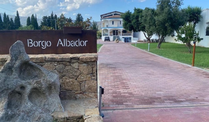 Borgo Albador